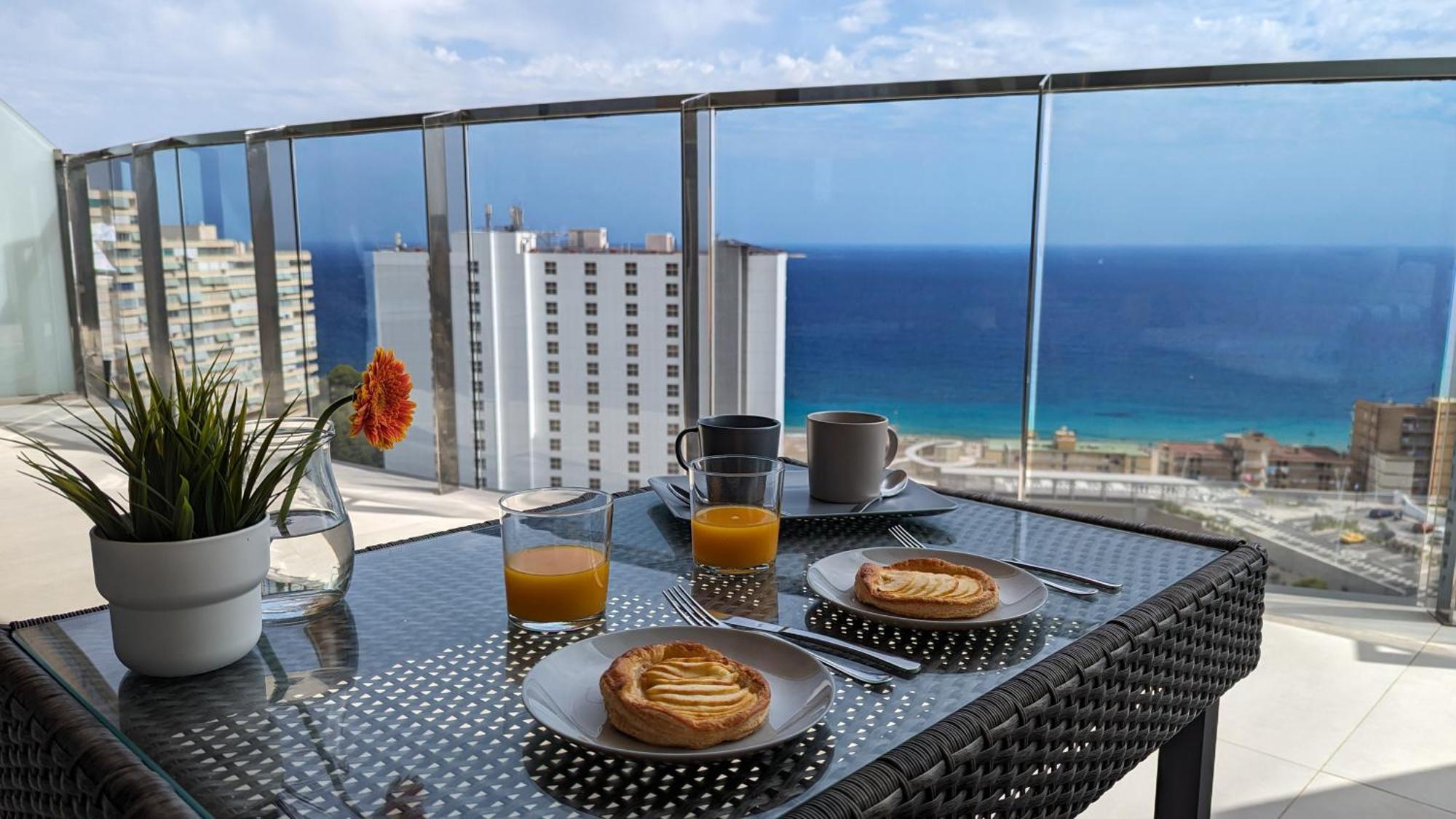 Sunset Waves Sea View Apartments Benidorm Exteriör bild