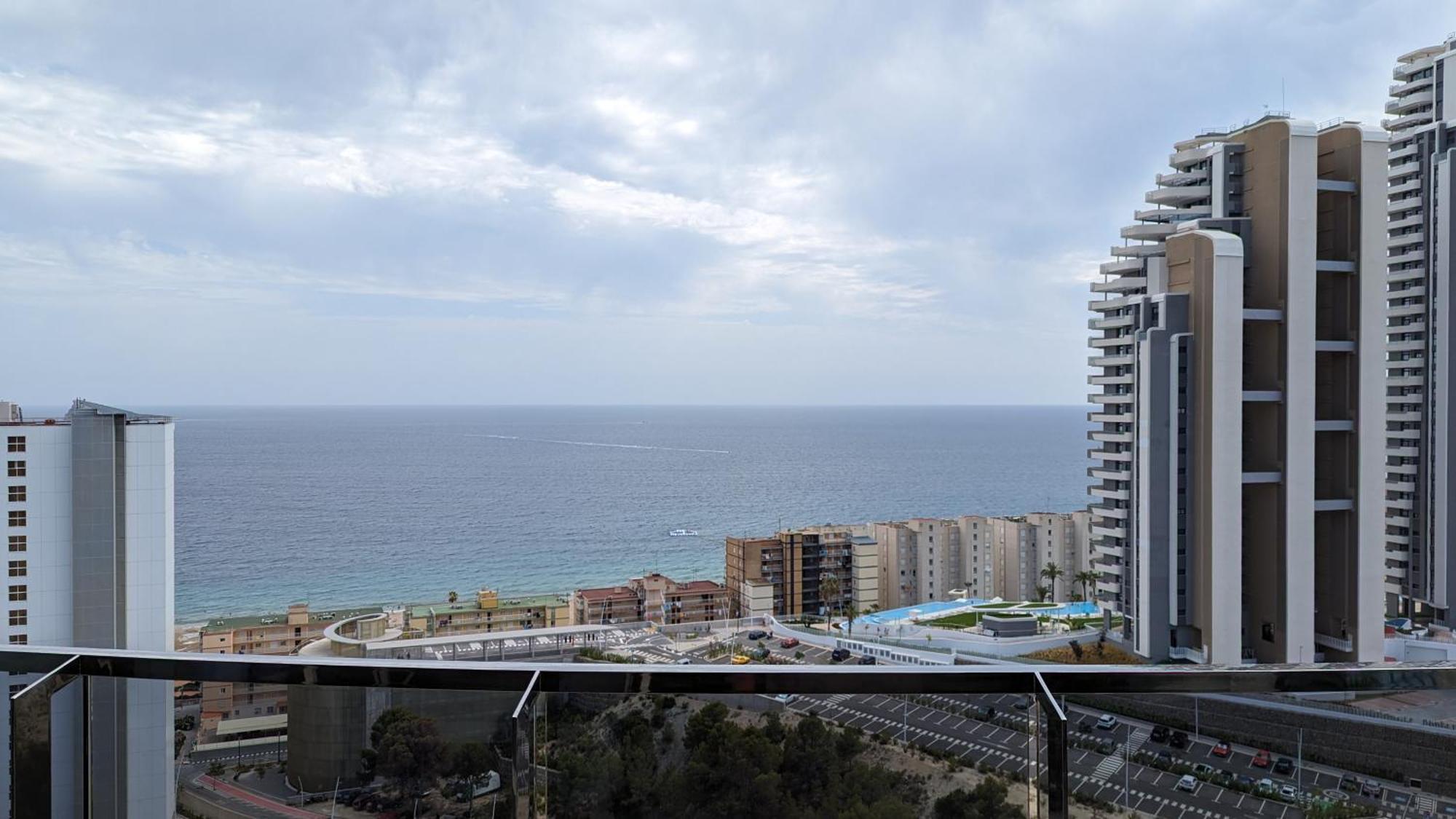 Sunset Waves Sea View Apartments Benidorm Exteriör bild