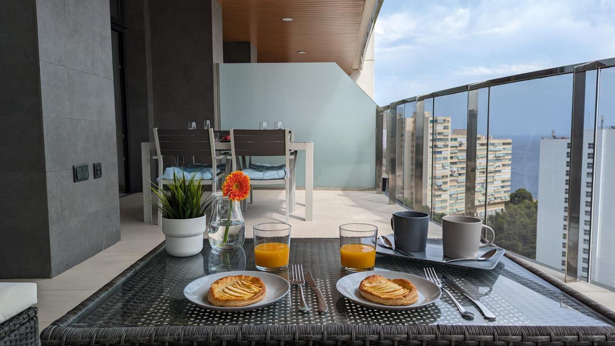 Sunset Waves Sea View Apartments Benidorm Exteriör bild